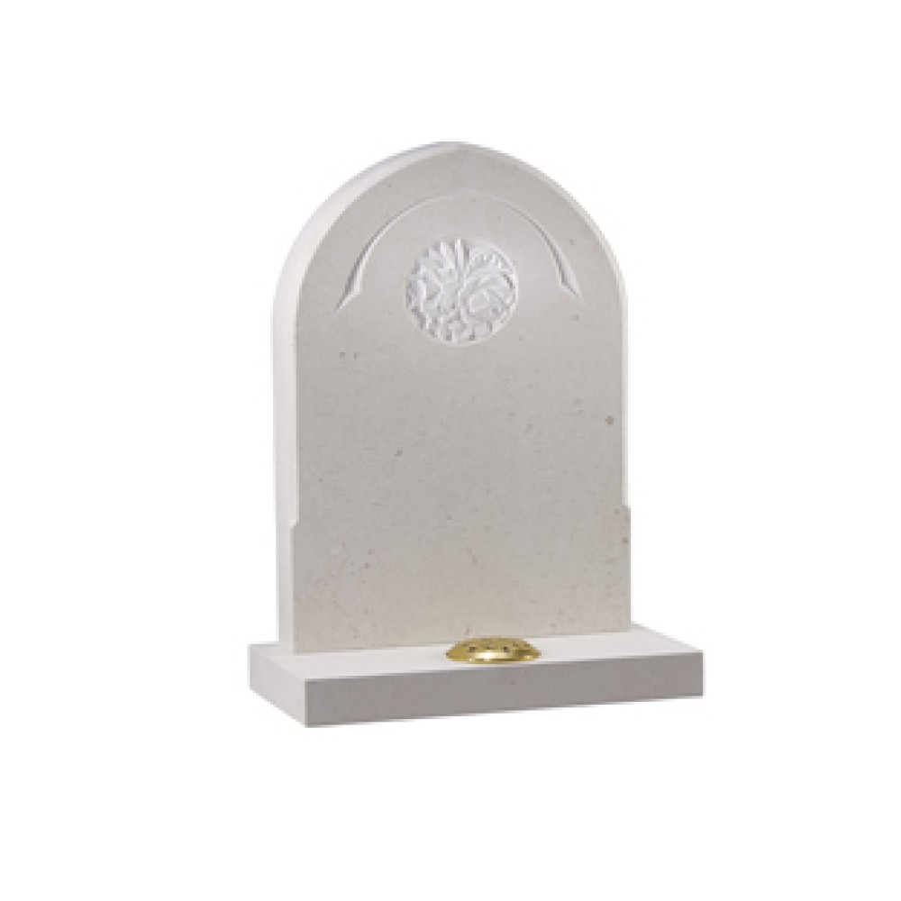 EC179 Nabresina Gothic shaped memorial with chamfers and hand carved design. EC179 Nabresina Gothic shaped memorial with chamfers and hand carved design.